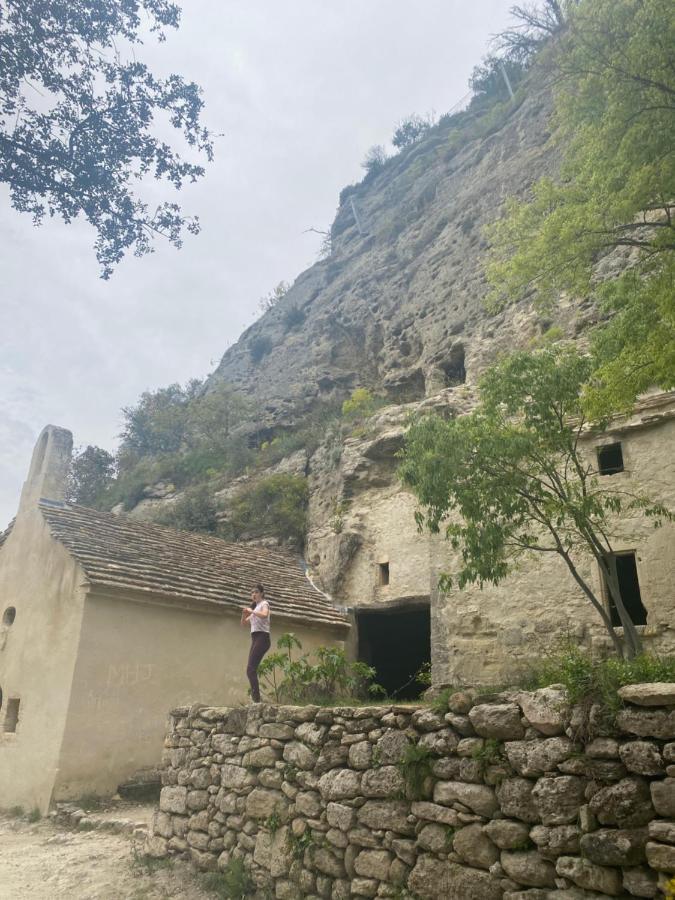 D’hôtes Vaucluse 2*